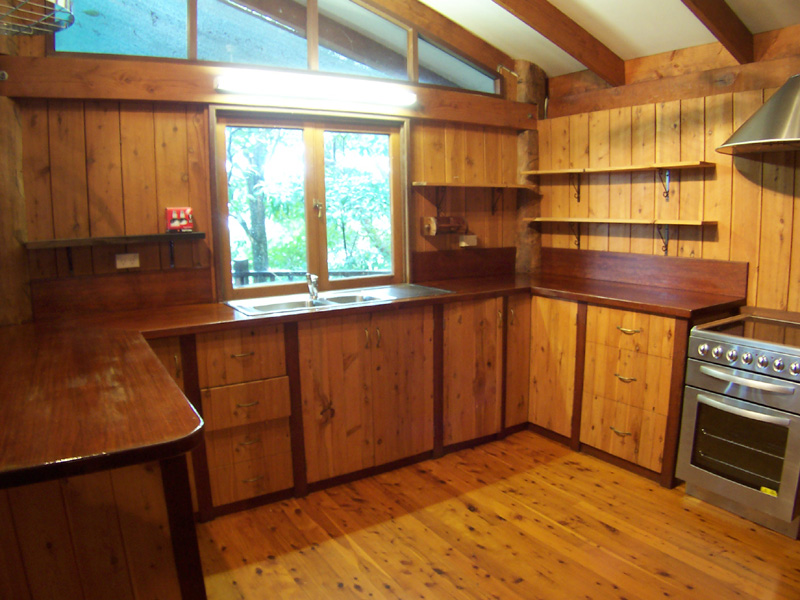 RAINFOREST RETREAT.... Picture 1