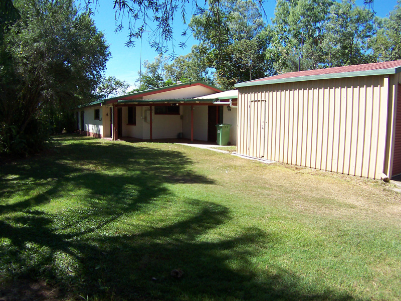 PRIVATE LOCATION Picture 2