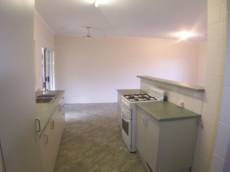 ONE OF THE BEST BUYS AROUND Picture 3