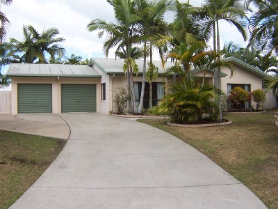 REDUCED $20,000 - OWNERS WANT IT SOLD NOW Picture