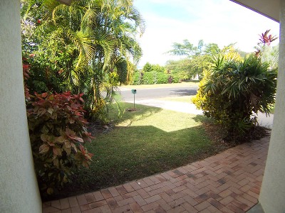 Great Starter Home with Super 3 Bay Workshed Picture