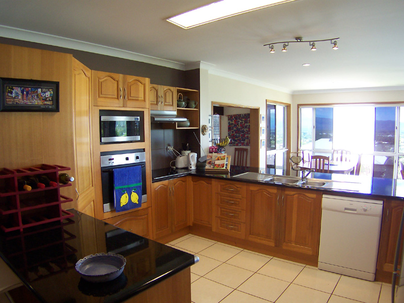 Location, Style and Views Picture 2