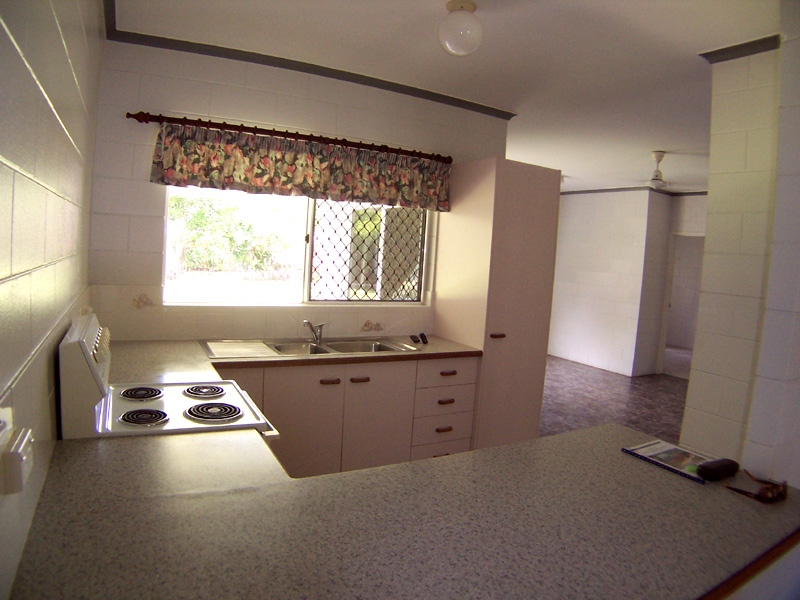 OUTSTANDING FAMILY HOME Picture 2