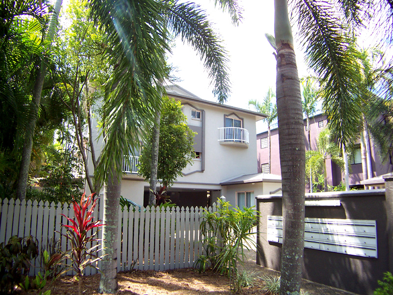 TOO CUTE TO MISS OUT ON Picture 1