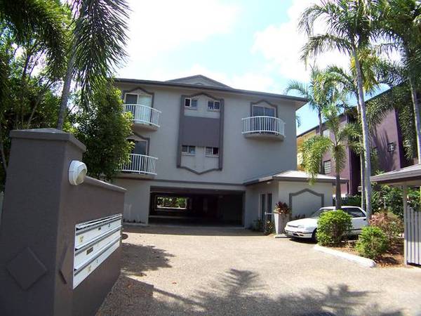 PRIME POSITION - GREAT INVESTMENT Picture 1