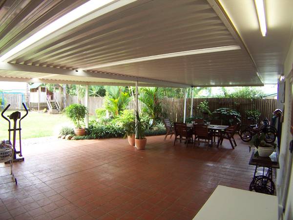 FIT FOR A KING & QUEEN Picture 1