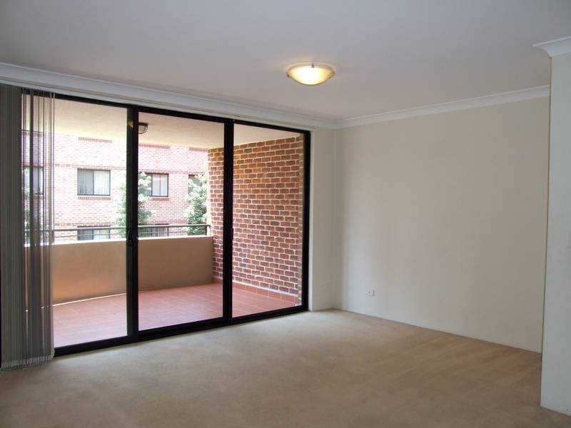 DEPOSIT TAKEN - www.boulevardefn.com.au Picture 2