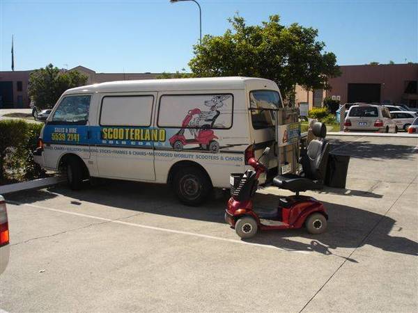 MOBILITY AIDS Picture 1