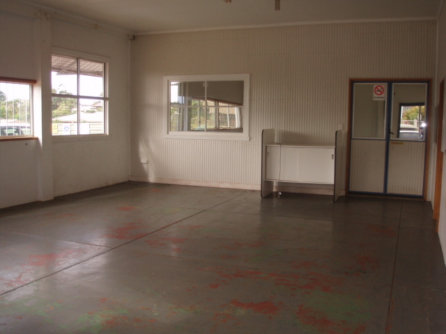 WORKSHOP .. STORAGE .. OFFICES Picture 3