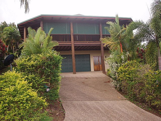 HIGH
ON
A
HILL..........AMAZING Picture 2