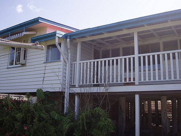 HIGH SET RENOVATED Picture 2