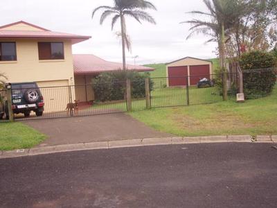 SPACIOUS SPLIT LEVEL HOME Picture