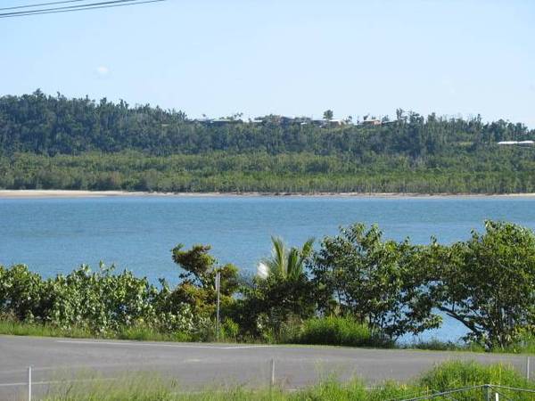 VIEWS RIVER & OCEAN Picture 3