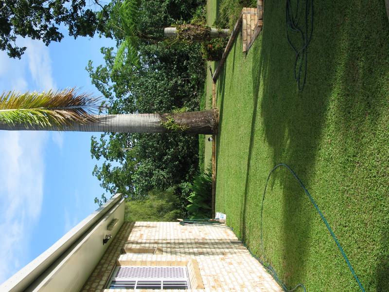 RIVERFRONT EXCUTIVE HOME Picture 3