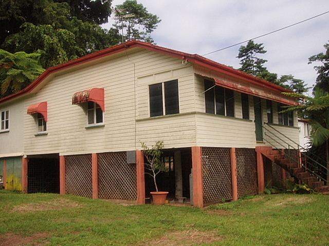 AUCTION
AUCTION
AUCTION Picture 1