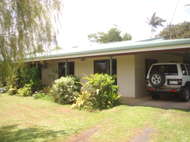 LOOK AT THIS....
WITH BRAND NEW ROOF Picture 2