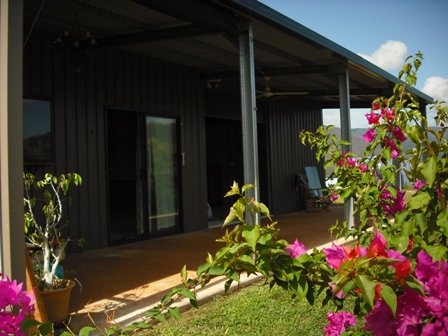 ( REDUCED GOLDSBOROUGH) APPROX 1 ACRE,SHED WITH KITCHEN AND BATHROOM Picture 1