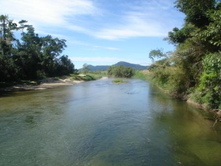 RIVER FRONTAGE!
5 TITLES!
HIGHSET QUEENSLANDER!
2 SHEDS! Picture 1