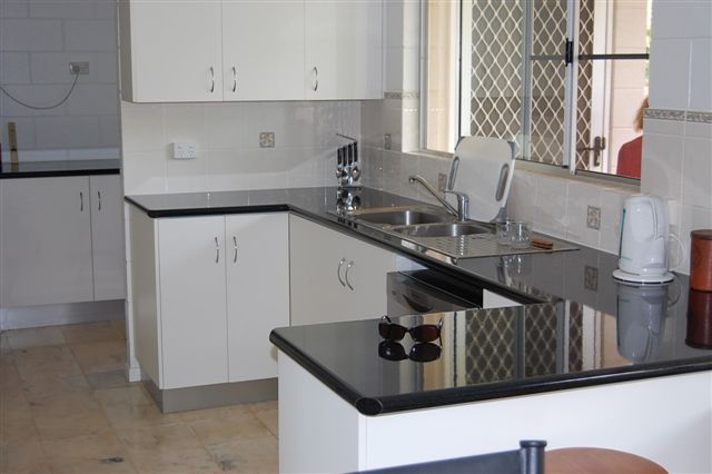 Country Living Picture 3