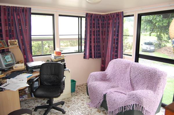 Escape to the Country! Picture 3