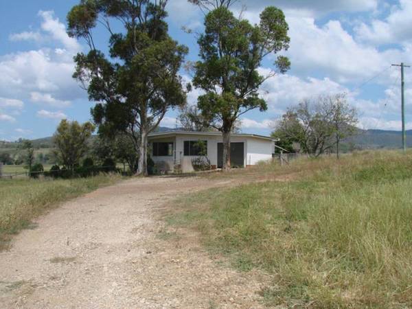 Farm Cottage Picture 1