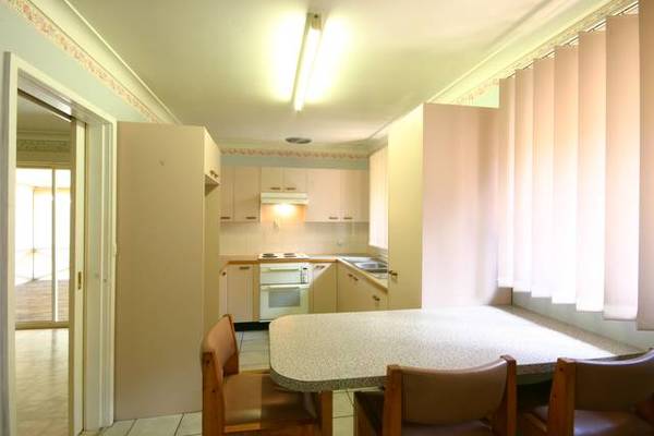 Dowtown 3BR Home Picture 3