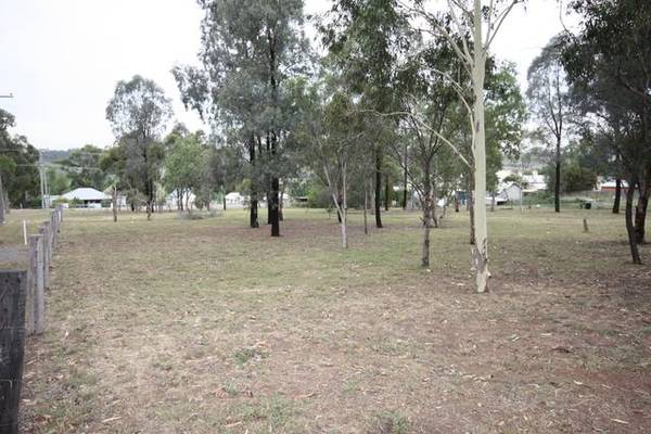 1 ACRE - READY TO BUILD Picture 3