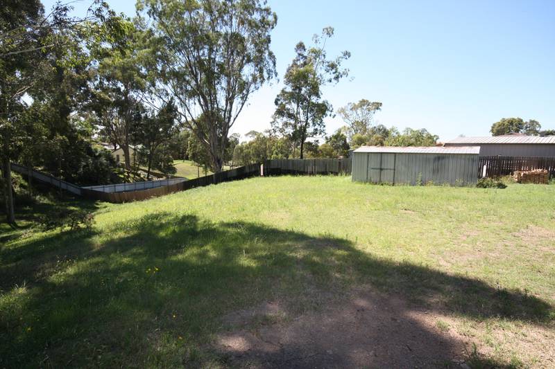 LARGE VACANT BLOCK Picture 1