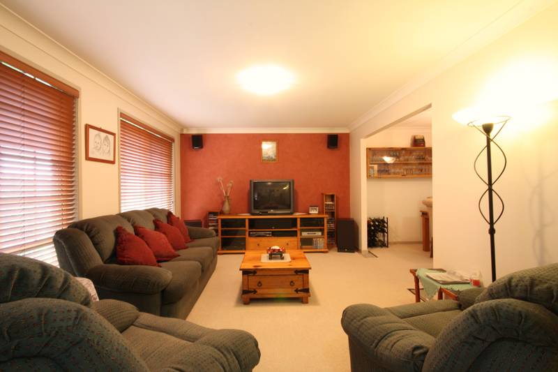 SUPERB HEIGHTS LOCATION Picture 2