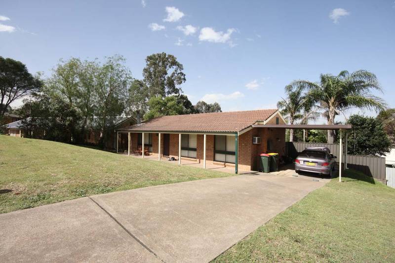 INTERNALLY IMMACULATE - QUIET LOCATION Picture 1