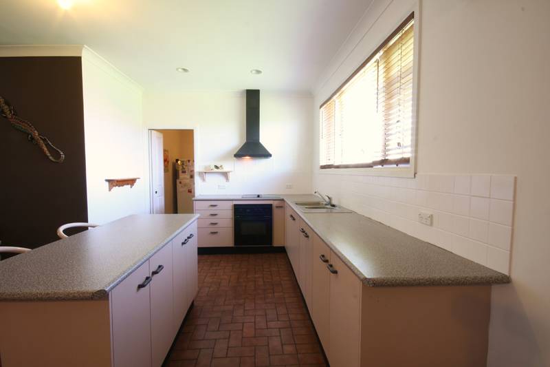 BIG LIVING SPACE Picture 2