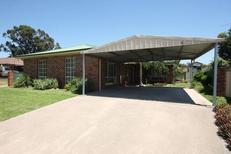 BIG LIVING SPACE Picture 1