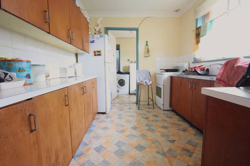 AFFORDABLE BRICK HOME Picture 2