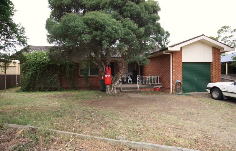 AFFORDABLE BRICK HOME Picture 1