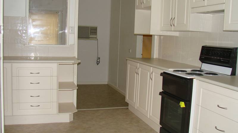 Broke Lifestyle! Picture 3