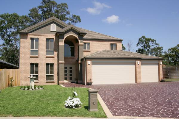 IMMACULATE FAMILY HOME Picture 1
