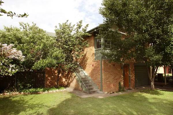 QUIET TOWN POSITION Picture 2