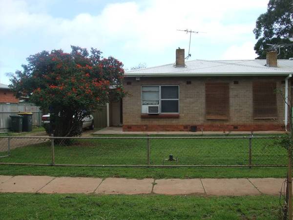 Neat 3 Bedroom Picture 1