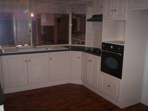 Executive Family Home Picture 3