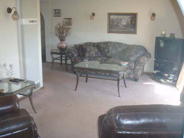 Flexible Life Style Living Picture 3