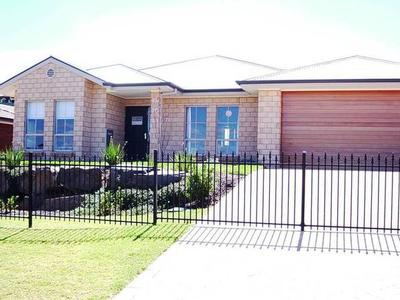 Statesman Built display Home/Price reduced to sell!!! Picture