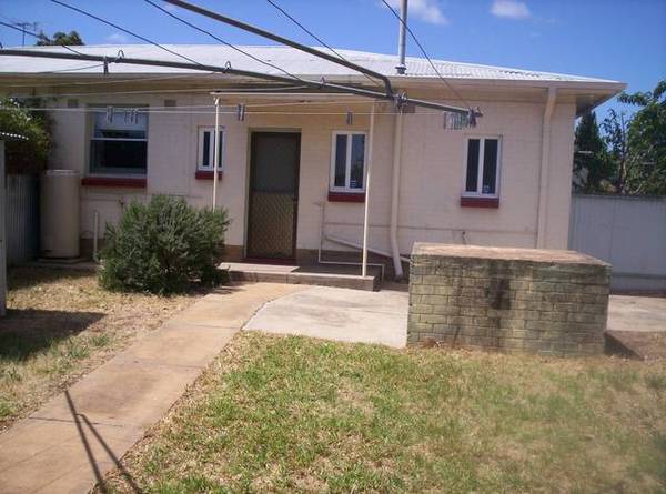 Three Bedroom Home Picture 2