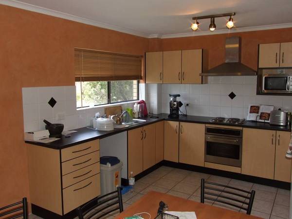 UNDER OFFER Picture 1