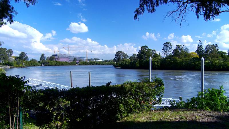 Inner City Riverfront Acreage Picture 1