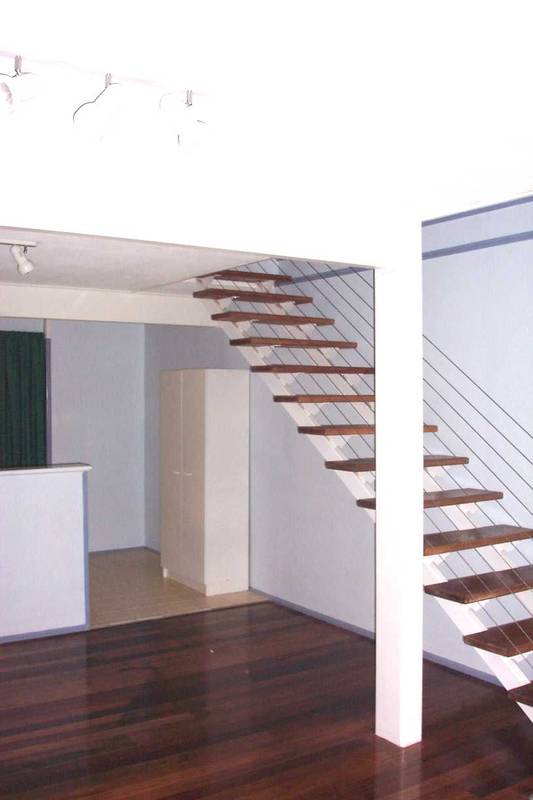 Townhouse Close to PA Hospital Picture Townhouse Close to PA Hospital Picture