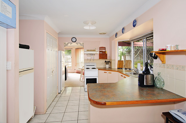 Start ticking all the boxes. This house aims to please. Please call Jordon truong for inspection time. Picture 3