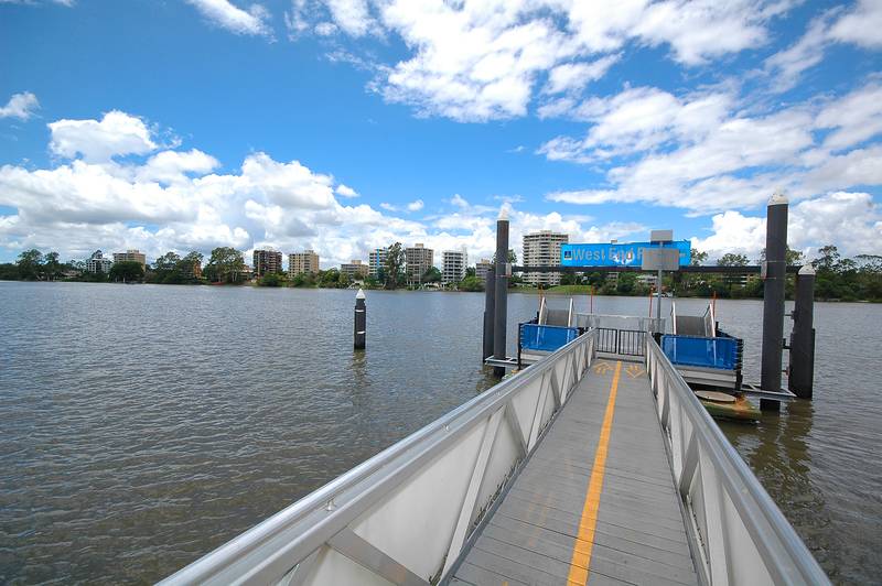 Top value, brand new 3 bedder in West End's best complex! Picture 1