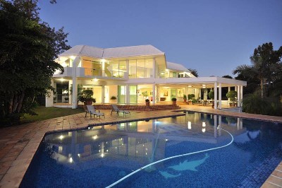 Rare & Palatial Inner City Riverfront Estate - 7436m2 of Absolute Riverfront Picture Rare & Palatial Inner City Riverfront Estate - 7436m2 of Absolute Riverfront Picture