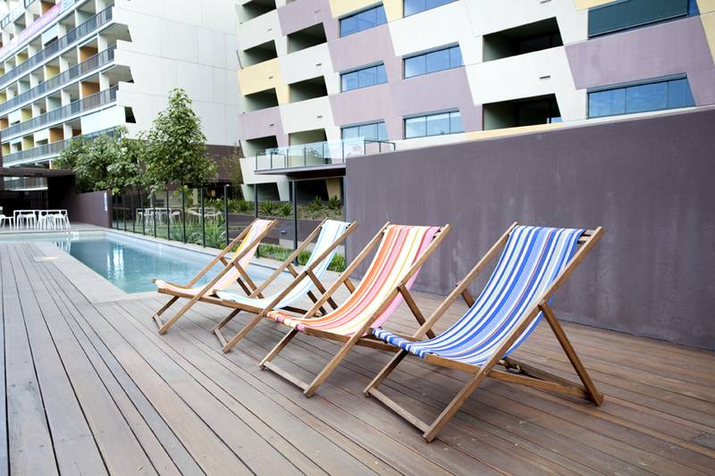 BRAND NEW WEST END SL8 BUILDING CHIC WITH AMAZING CITY VIEWS Picture 3