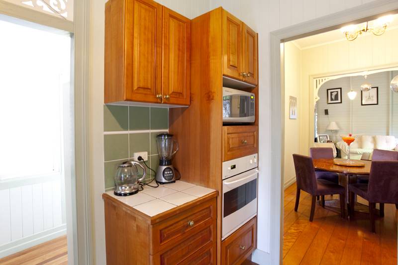 SOLD AT AUCTION Picture 3